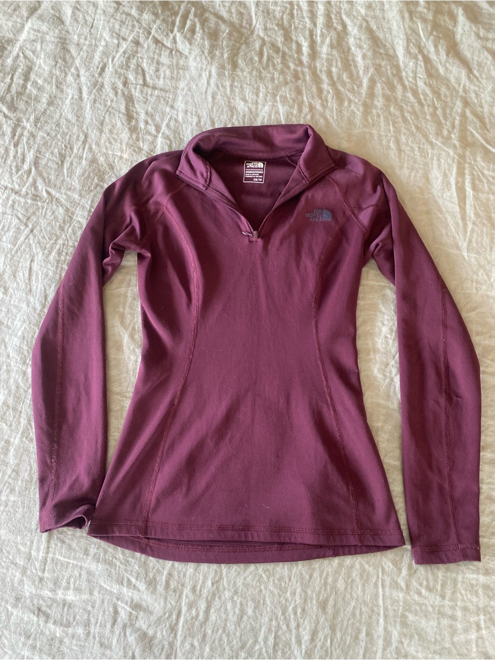 The North Face Women's Long-Sleeve Quarter-Zip Pullover - Burgundy